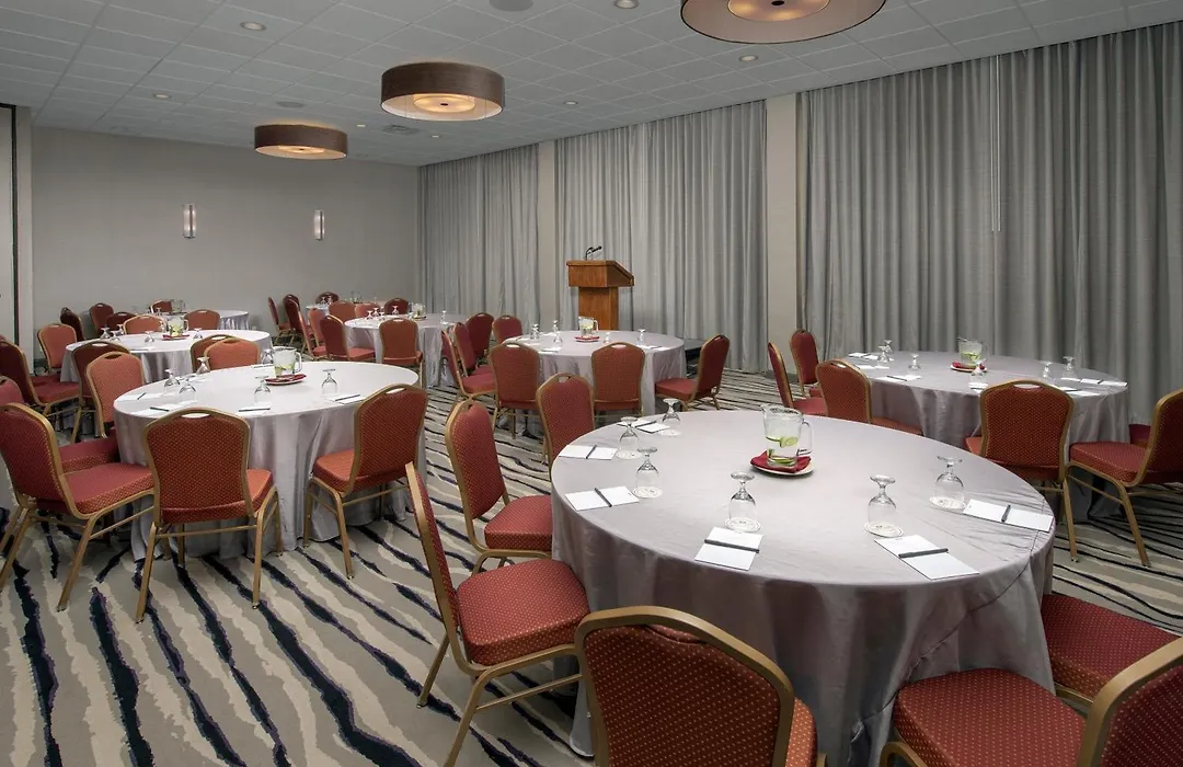 Crowne Plaza San Antonio Airport By Ihg-1