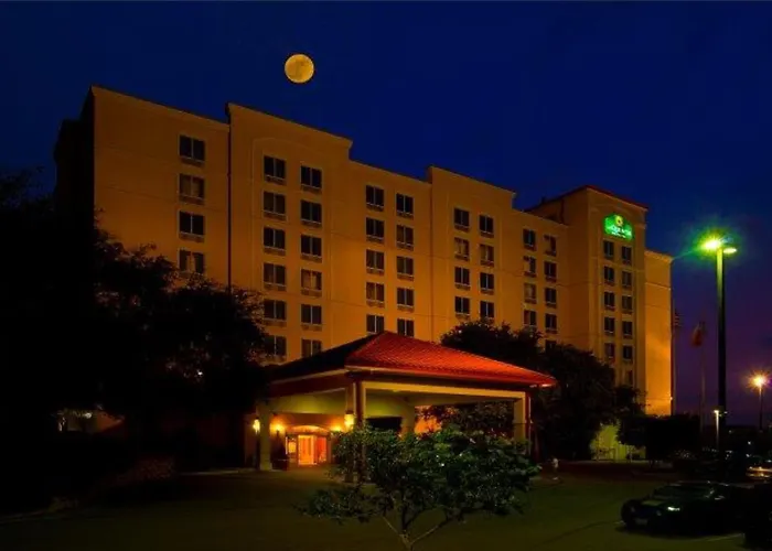 La Quinta By Wyndham San Antonio Medical Ctr. Nw Hotel